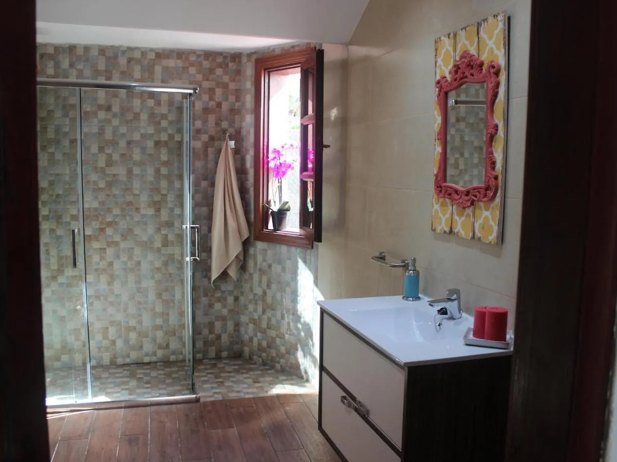 Villa La Charlatana 칼레타데푸스테 스페인