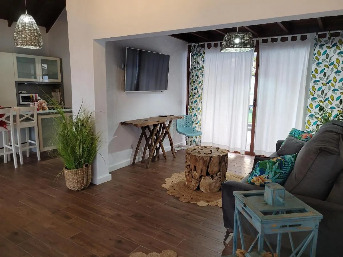 Villa La Charlatana 칼레타데푸스테 스페인